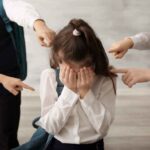 چگونه والدین کمال‌گرا ناخواسته به فرزندان خود آسیب می زنند؟