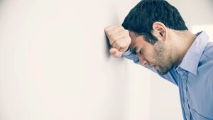 نشانه‌های اختلال اضطراب