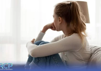 انزوا و گوشه‌گیری در نوجوانان؛ نشانه‌های خطر و زمان مراجعه به روانشناس