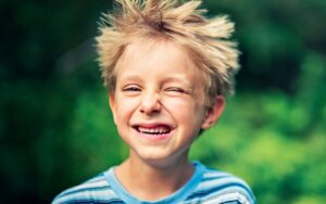 تفاوت علائم تیک عصبی در کودکان و بزرگسالان