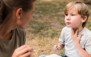 تفاوتهای میان تاخیر در زبان کودک با تاخیر در گفتار