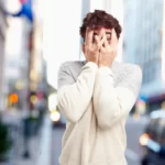 فوبیا چیست و آیا بدون درمان بدتر می‌شود؟ بررسی علمی، علائم و راه‌های درمان