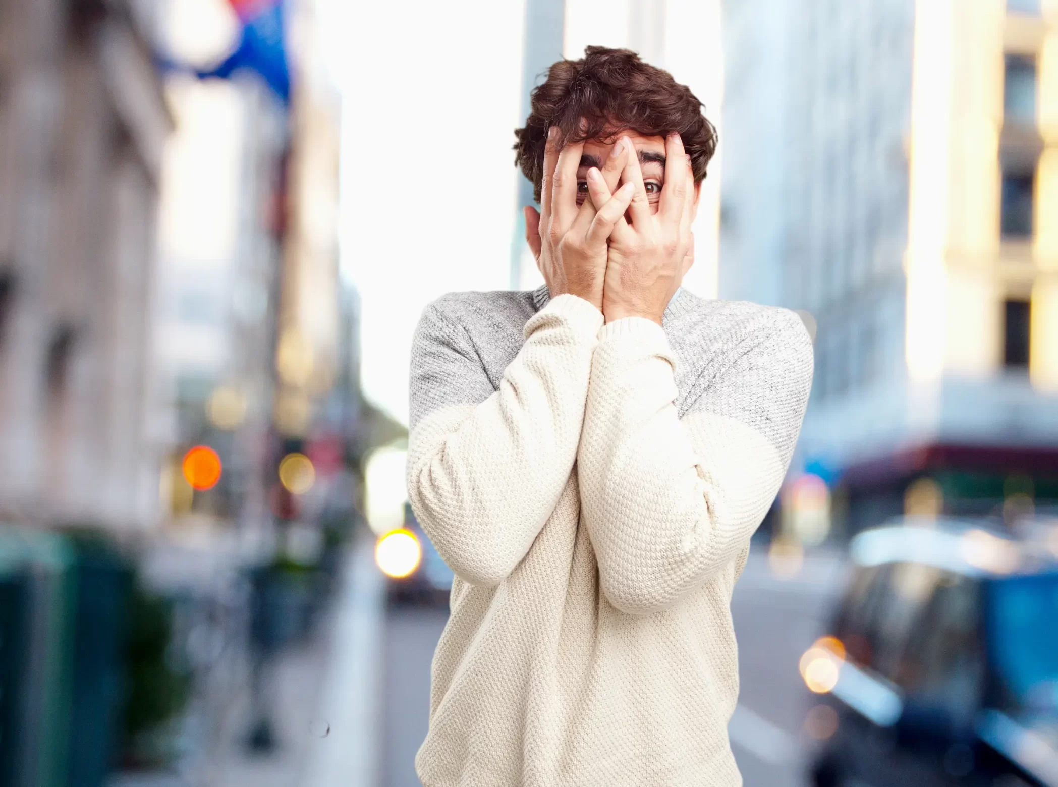 فوبیا چیست و آیا بدون درمان بدتر میشود؟ بررسی علمی، علائم و راههای درمان
